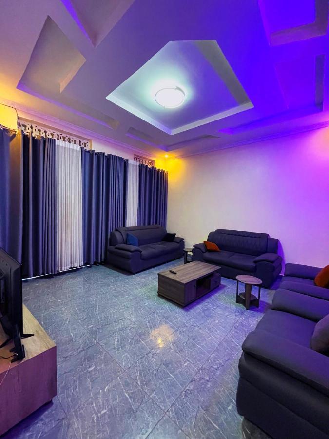 Zeo Airbnb - Cheap Apartment In Kigali Kültér fotó